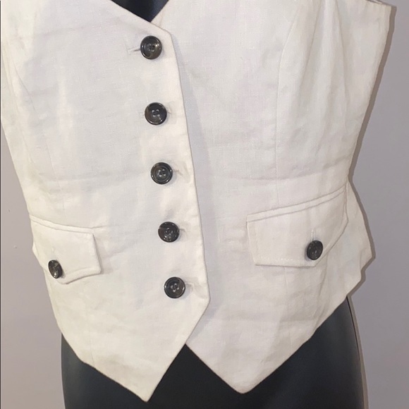 Vest - Picture 2 of 4